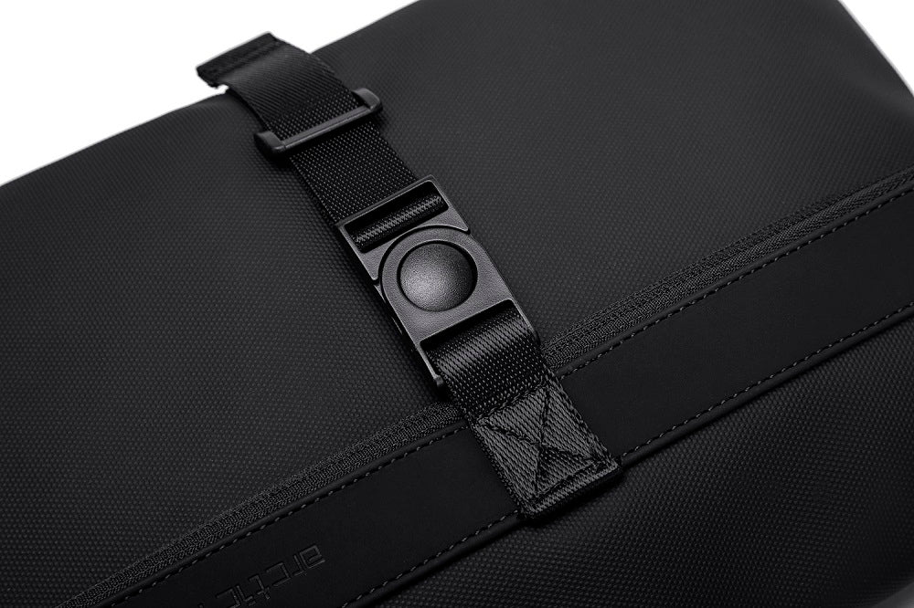Limitierte Crossbody Tasche Charm – kompakt, leicht und perfekt für unterwegs