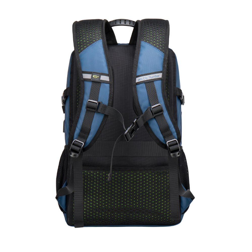 Dynamic Duo Rucksack Arctic Hunter – Rückansicht in Blau, ergonomisch und stilvoll.