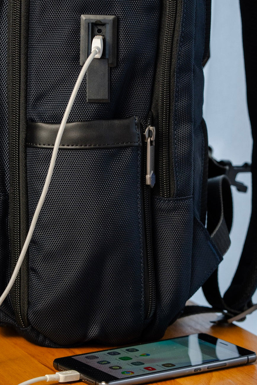 Travel Chic Laptoprucksack mit USB-Anschluss – Business & Alltag
