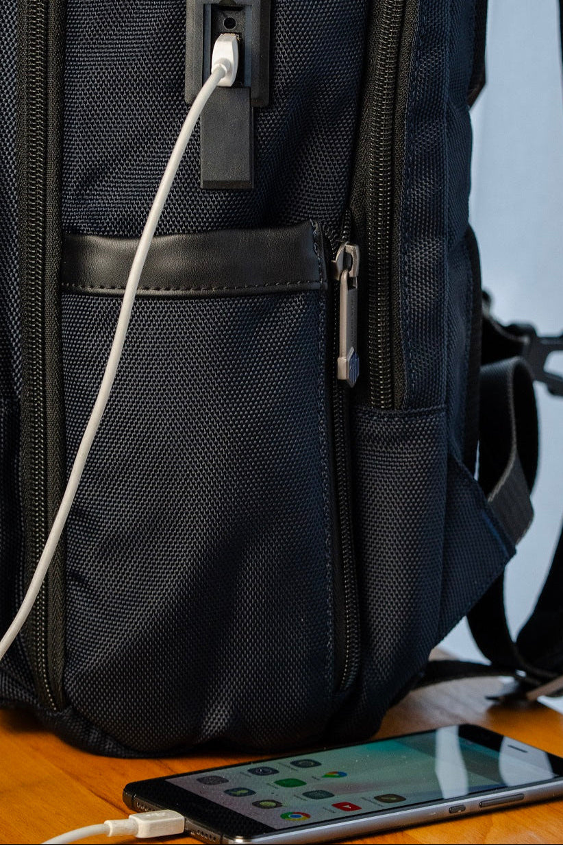Travel Chic Laptoprucksack mit USB-Anschluss – Business & Alltag